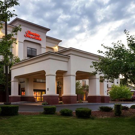 Hampton Inn & Suites By Hilton Manchester Bedford Esterno foto